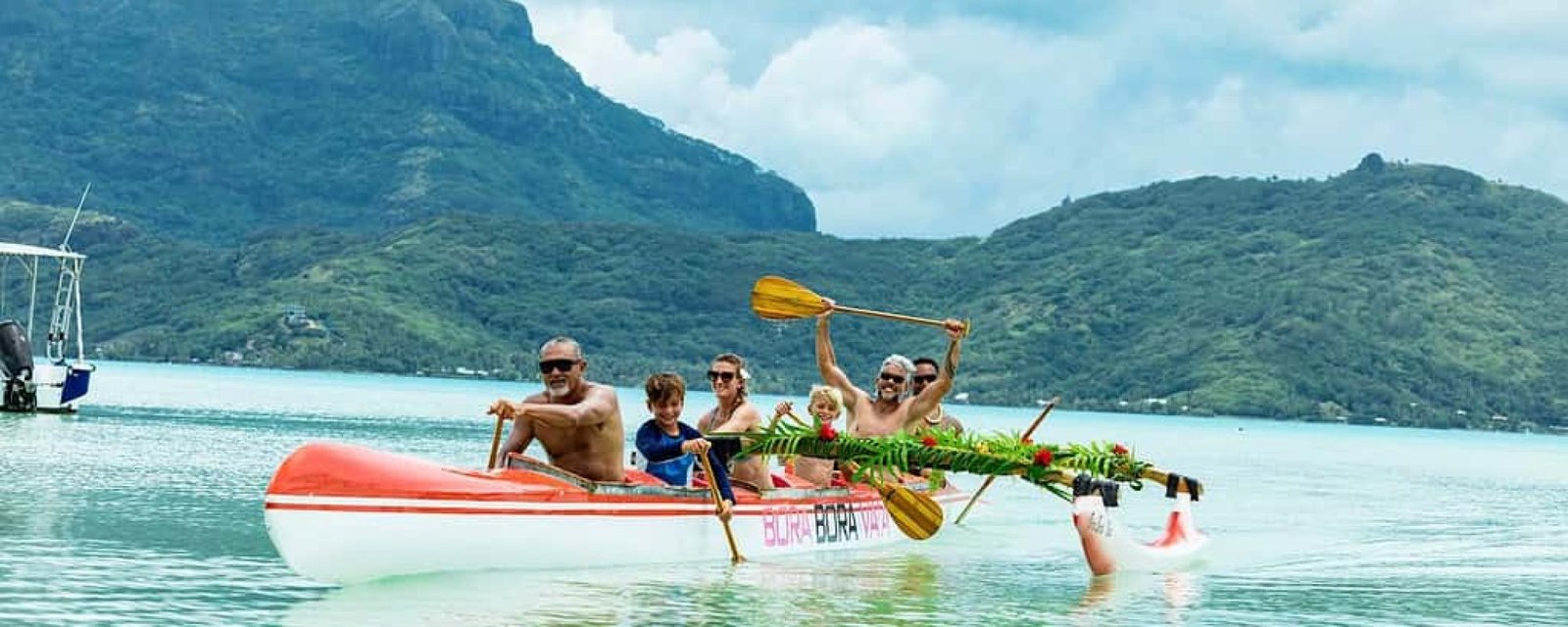 P2_BORA BORA_00194_BORABORA_© Grégoire Le Bacon-4096x2732 Pirogue
