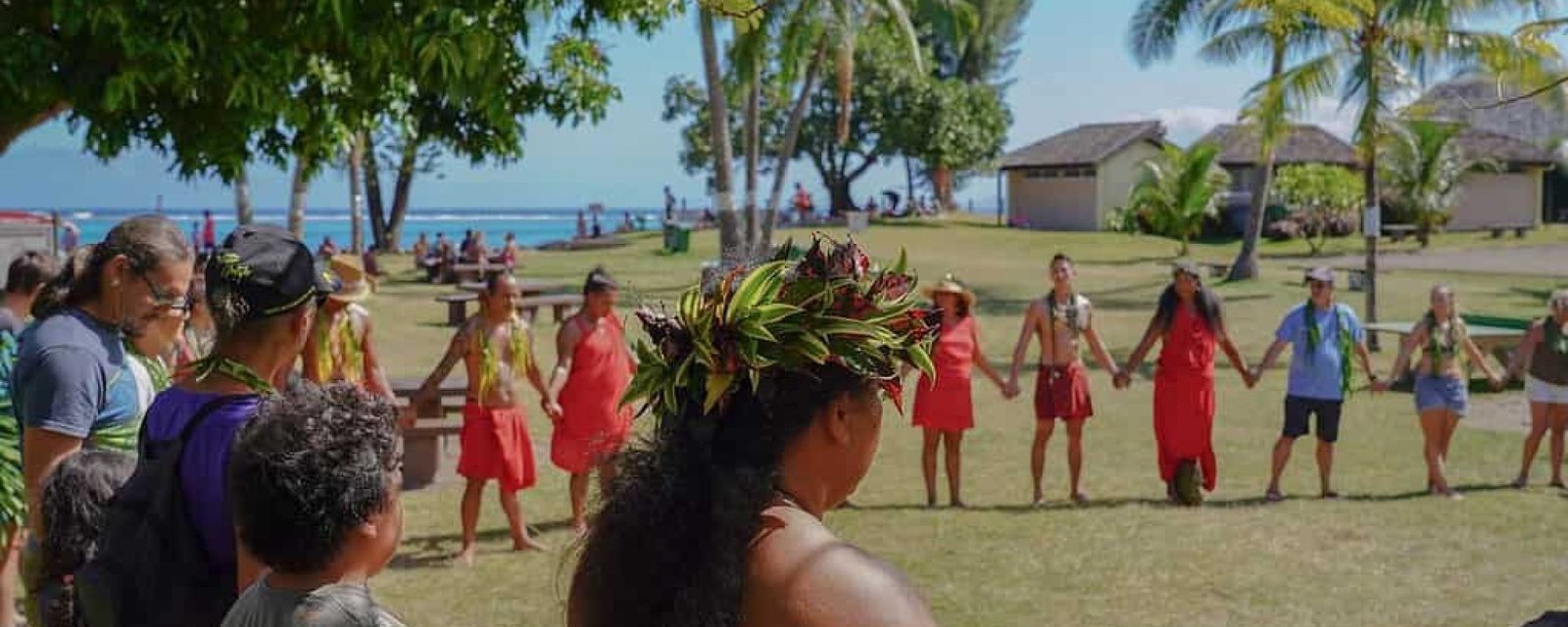 COuv TAPA TAPATI by Tā’ati Fenua : ressens, tisse, crée, vis la culture !