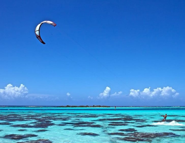 Main,Spot,Of,Kitsurf,On,Moorea,Island,,French,Polynesia