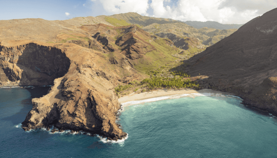 P2_UA HUKA_00006_UAHUKA_Â© GreÌ_goire Le Bacon