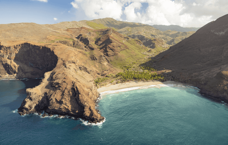 P2_UA HUKA_00006_UAHUKA_Â© GreÌ_goire Le Bacon