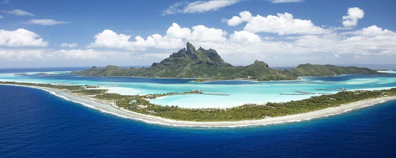 bora bora; otemanu Maupiti ou Bora Bora : authenticité ou destination de luxe Copy