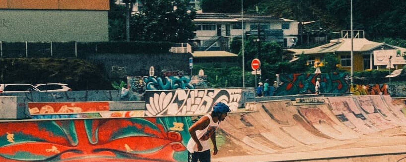 Glisse urbaine à Tahiti : découvre le skate sous le soleil polynésien