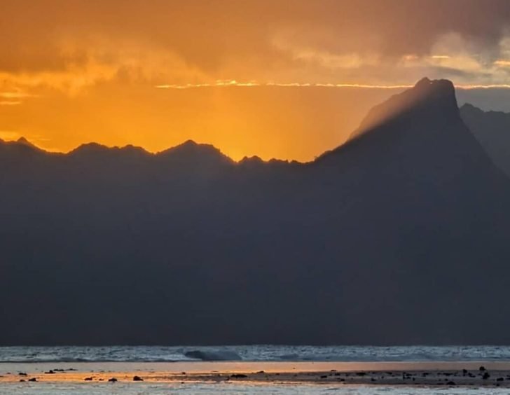 Moorea au crepuscule